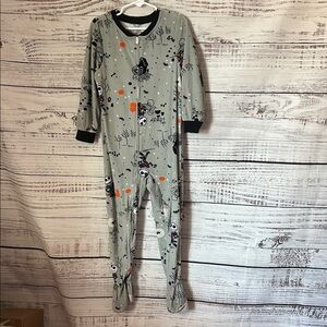 Gray Disney nightmare before Christmas sleeper size 5t